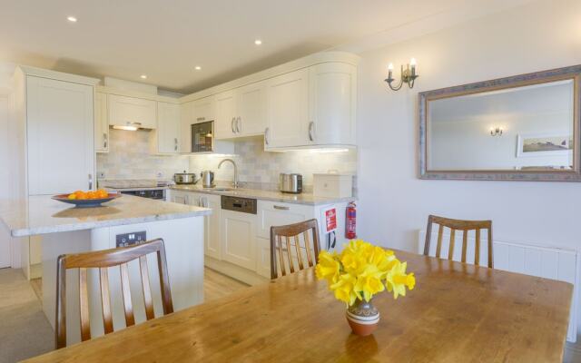 14 Burgh Island, Kingsbridge