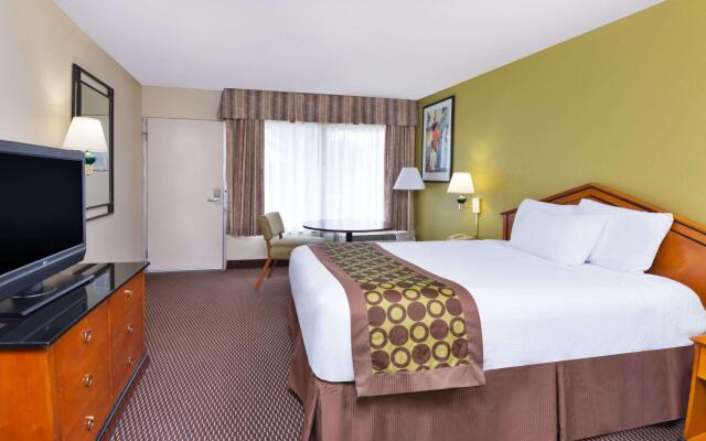 Ramada Baltimore West