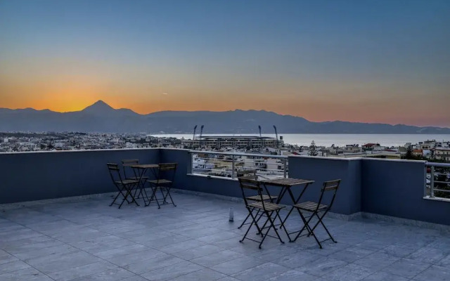 Heraklion 2Bd Oasis w Relaxing Patio