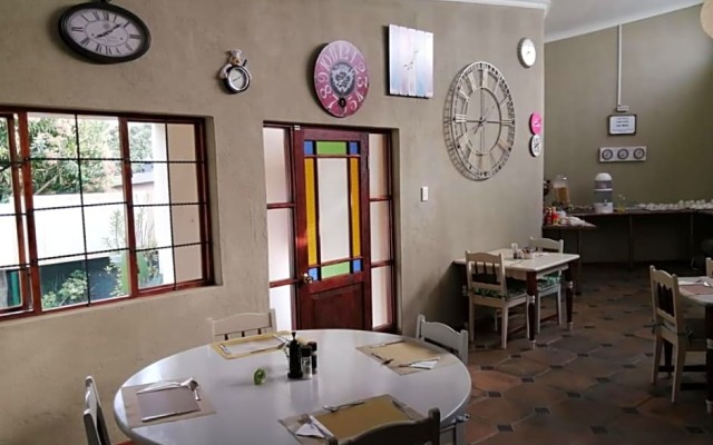 Amigos Bed & Breakfast