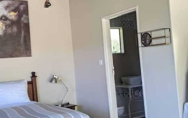 Sunbirds Hotel Cottage