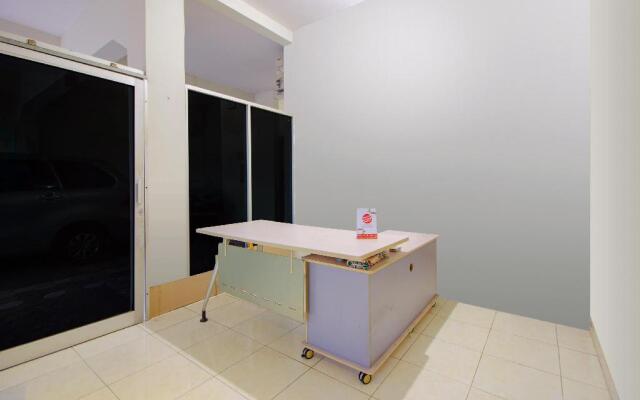 OYO 3083 D Kost 3 Syariah