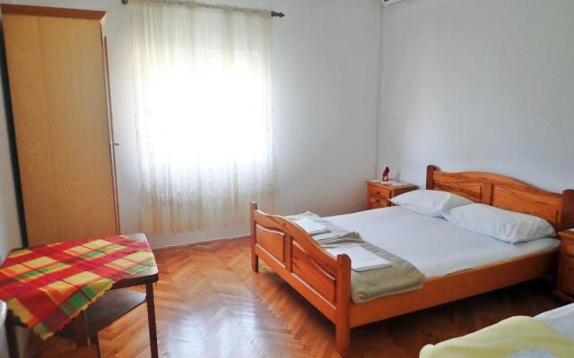 Apartments Nada