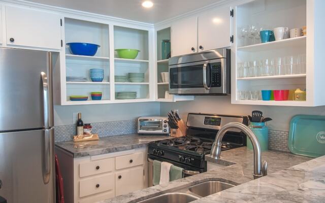 Love Bug - 2 Br Condo