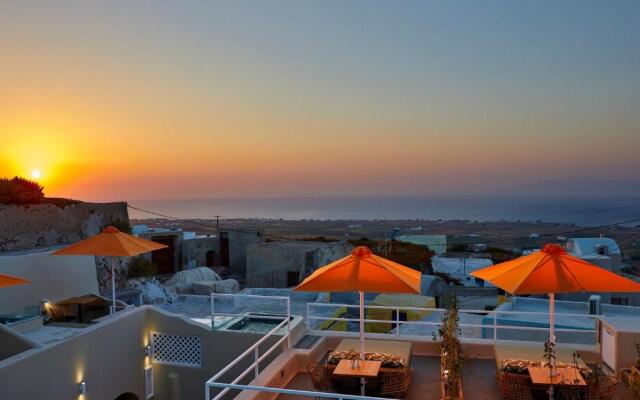 Edem Luxury Hotel Santorini Finikia