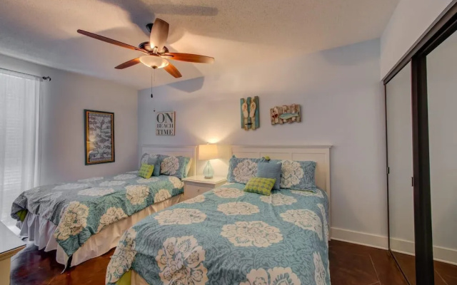Pelican Pointe 1505