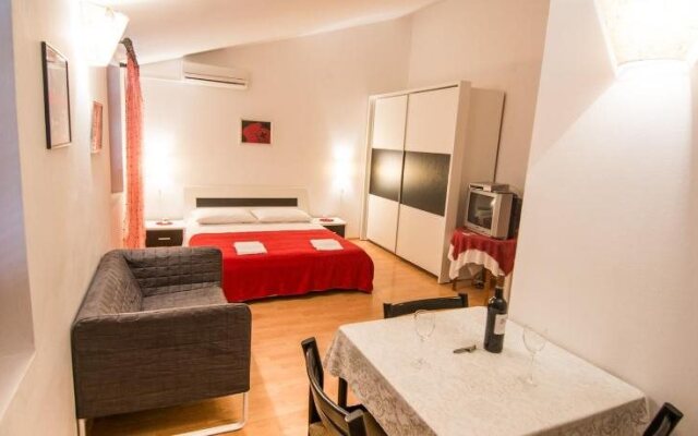 Adria Apartments