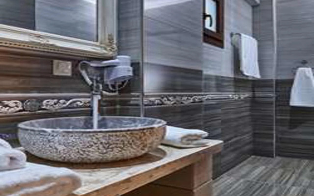 Orelia Cretan Villas & Deluxe Apartments