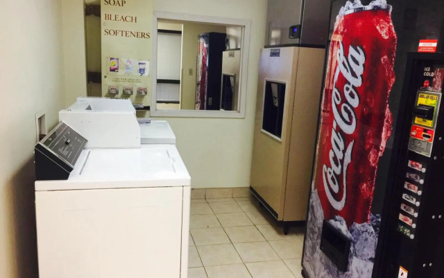 Texas Inn & Suites
