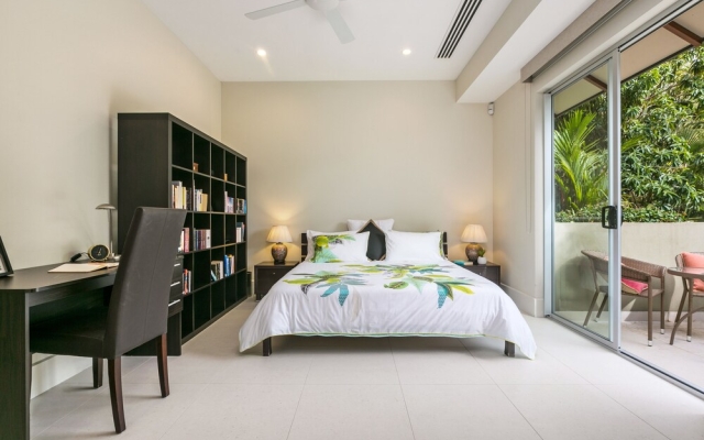 Luxurious Treetop Sanctuary