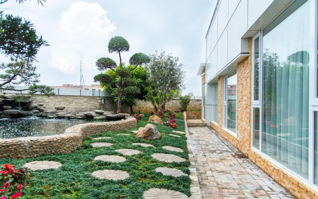 Lavande Hotel Foshan Gaoming Meidi Luhu
