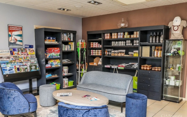 Vacancéole - Le Domaine des Monédières