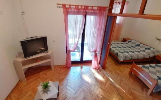 Apartments Glibić