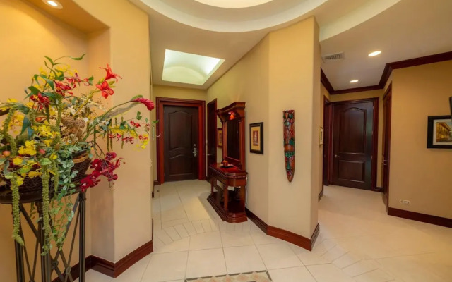 Bella Vista 8B 3 Bedr 3 1 2 Bath