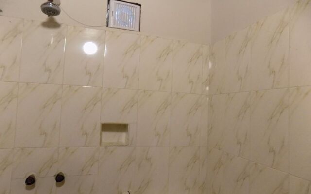 Posh Apartments Bussiness Hotel