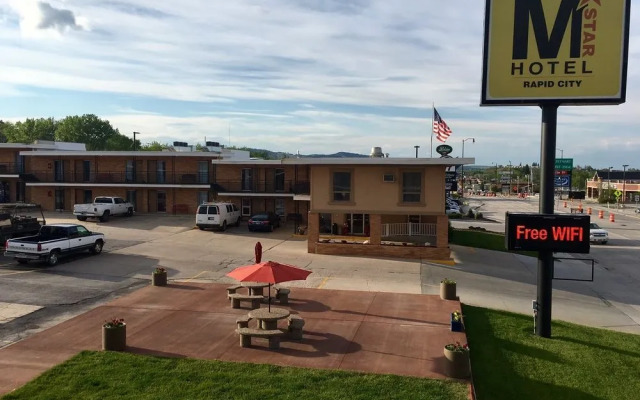 M Star Hotel Rapid City