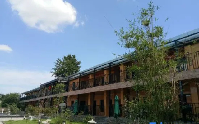 Zhiqing Hostel