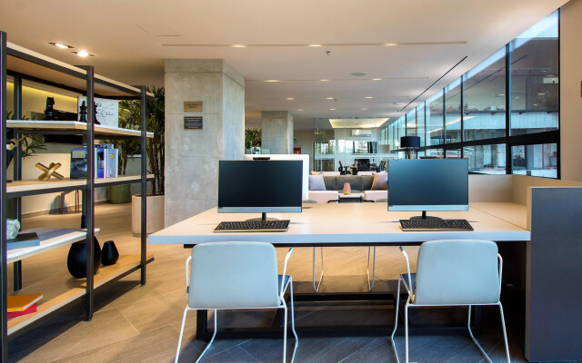 Staybridge Suites Guadalajara Novena by IHG