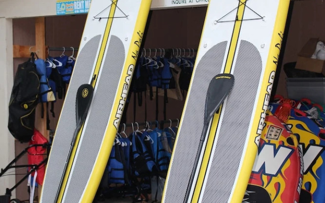 Candlewyck Cove Resort