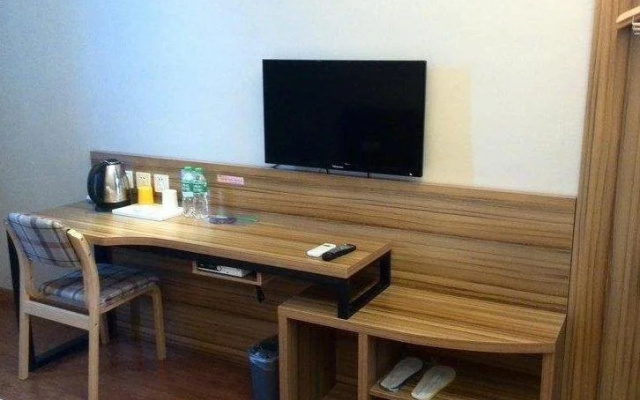Eaka 365 Hotel Xingtang Xiqiaotou Branch