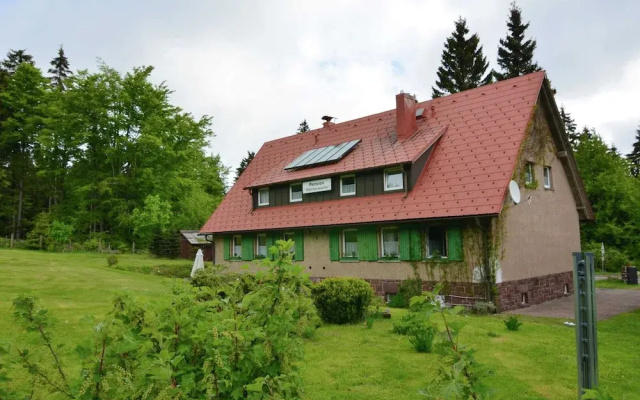 Modern Apartment in Tabarz Thüringer Wald With Garden
