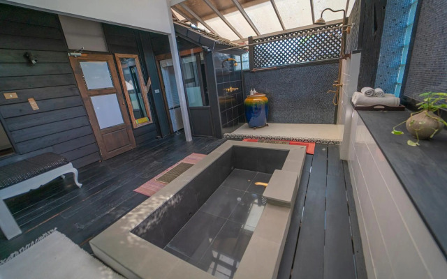Baan Suan Residence