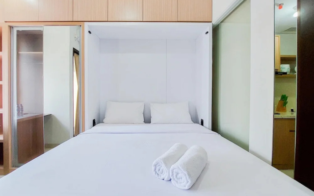 Best Price And Homey Studio Transpark Bintaro Apartment