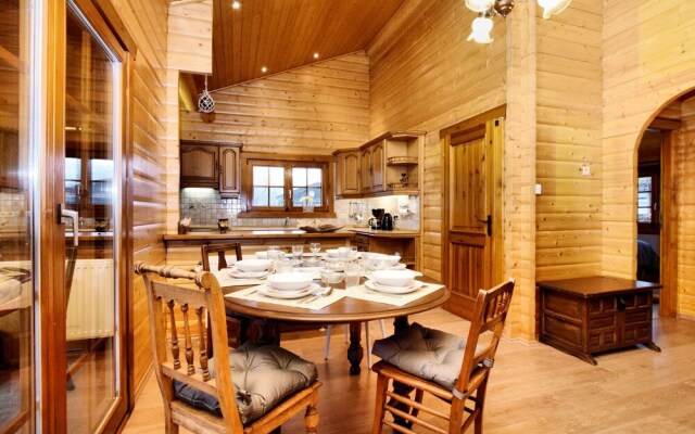 Vintage Chalet in Sougné-Remouchamps near Ardennes Forest
