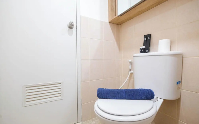 Modern and Cozy 2BR Podomoro Golf View Apartment