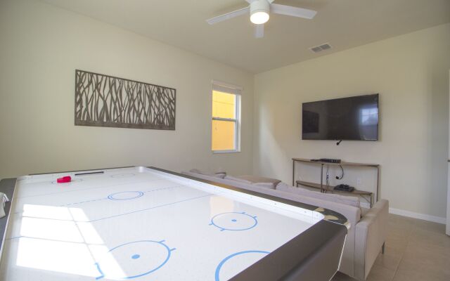 Veranda Palms Resort