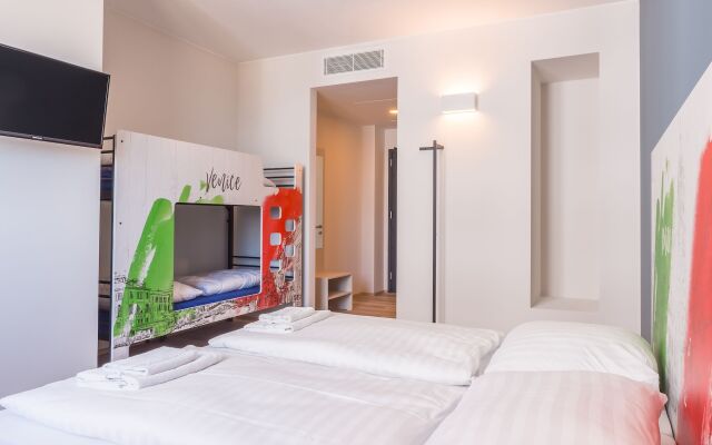 a&o Hostel Venezia Mestre Hotel