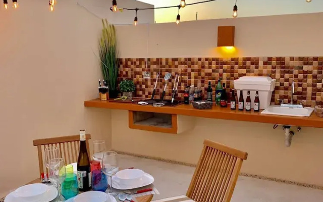 Sleeps 4-6-amazing 2 Bedroom Ph With Bbq & Jacuzzi