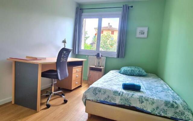 Pom'Verte-près du centre-ville et du lac -parking gratuit