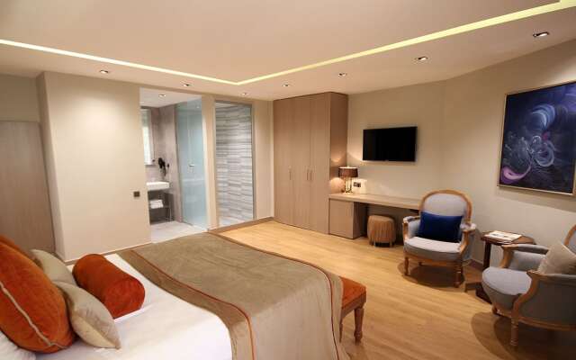 Nobel Hotel