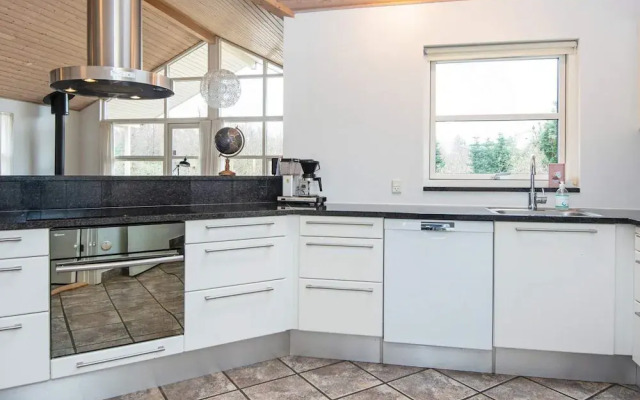 12 Person Holiday Home in Ebeltoft-by Traum