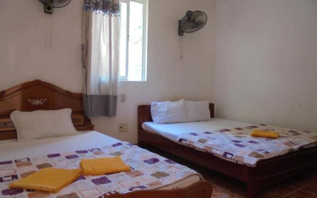 Catba Hostel