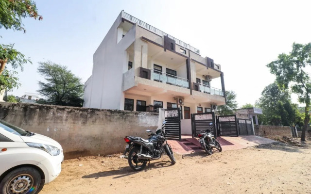 Raj Villa By OYO Rooms