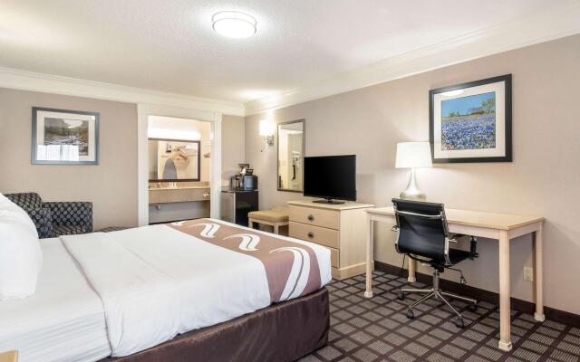 Quality Inn Near Lake Marble Falls