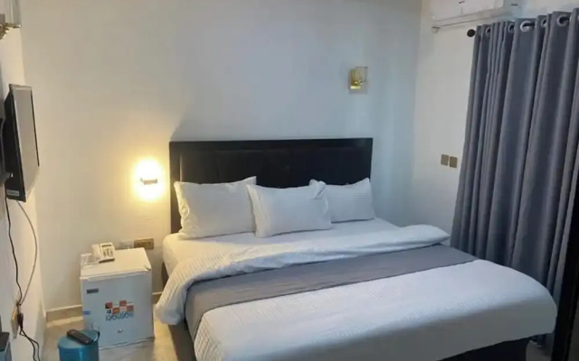 Ted G Hotel
