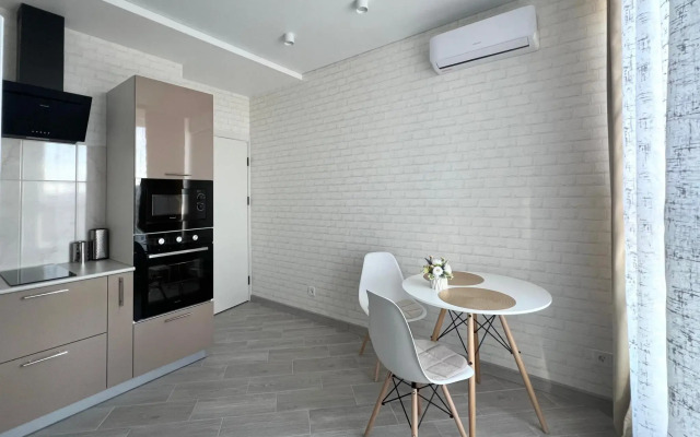 Морской Фасад на улице Вадима Шефнера