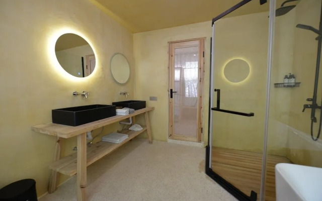 Liaorusanshe Anji Experience Center