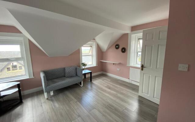 4 Bedroom Portrush Town Centre Holiday Rental