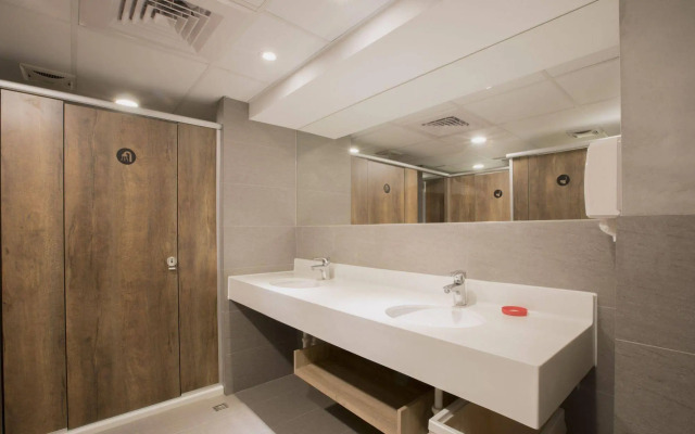 Single inn kaohsiung Lisen Hostel