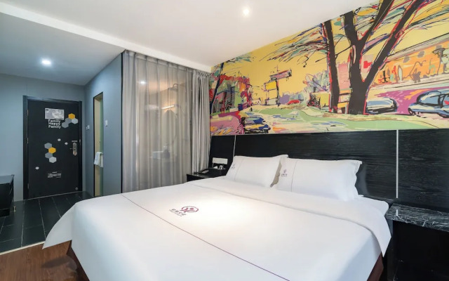 Beijing Yihai Culture Hotel