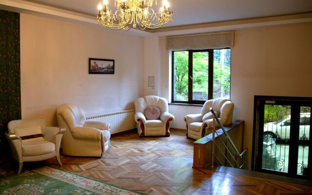 Hotel Satori