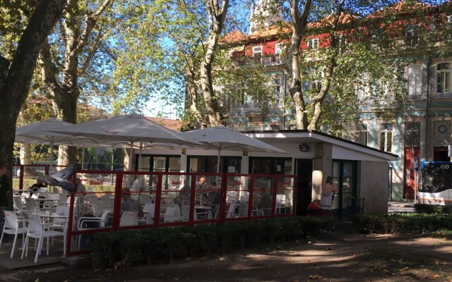 Constituição Rooms