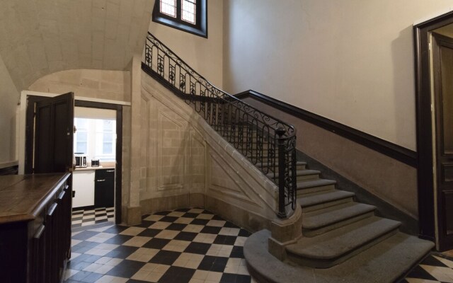 Le Parvis-beau Duplex Centre