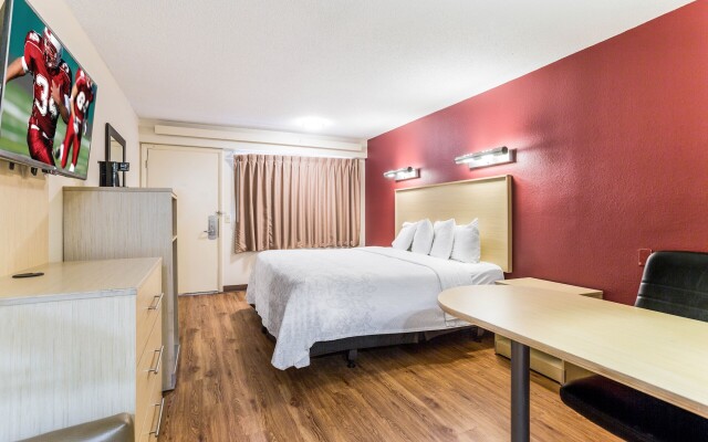 Red Roof Inn PLUS+ Nashville North - Goodlettsville