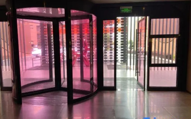 Orange Hotel (Jiashan Shibo)