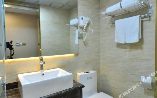 Xiangbin Holiday Hotel